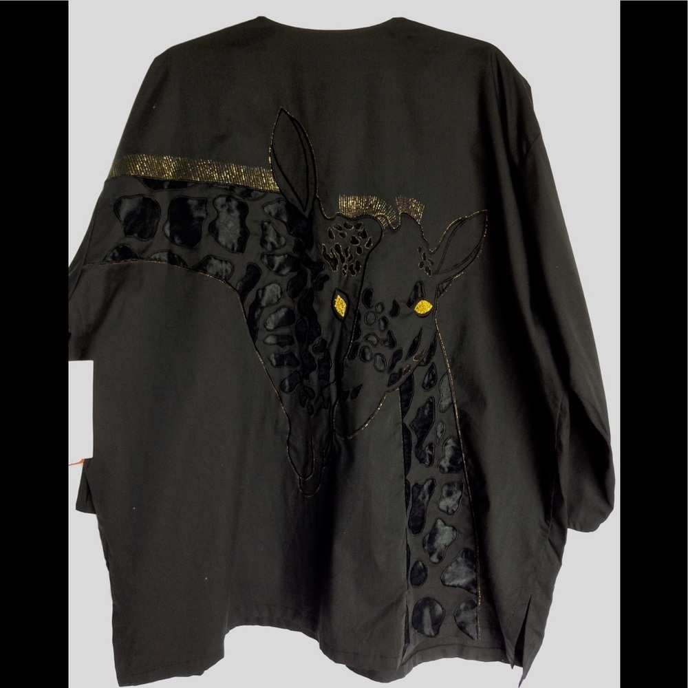 1x Giraffe black cutwork blouse gold details
